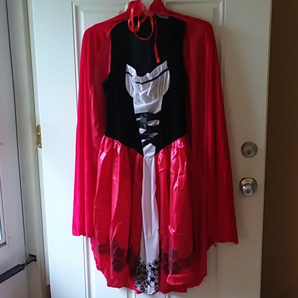 Costume -Little red riding hood